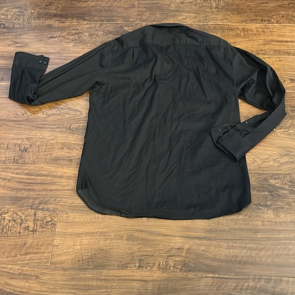 Bundle of Two Michael Kors Shirts, Sz (16; 34/35) & Large. - Picture 12 of 12